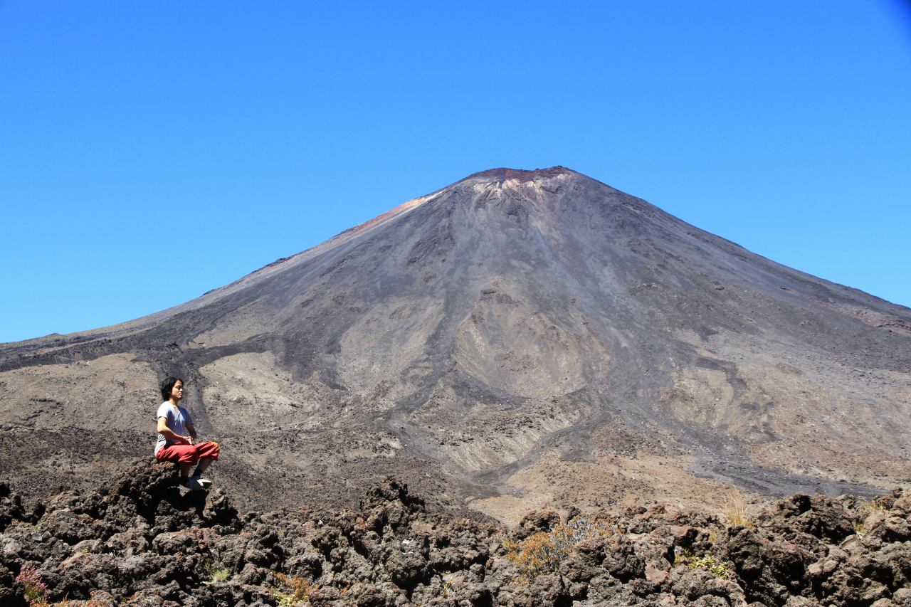 トンガリロ国立公園で座禅