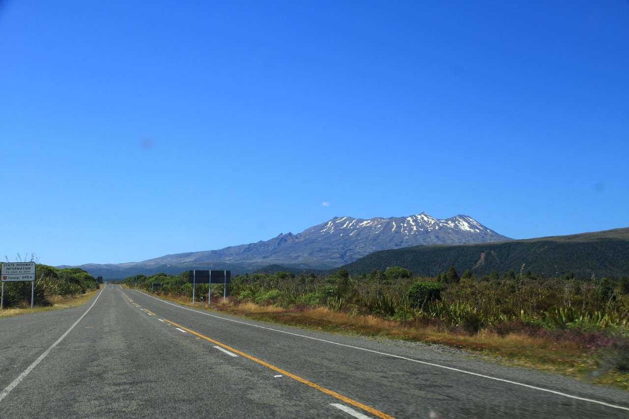 トンガリロ国立公園でドライブ