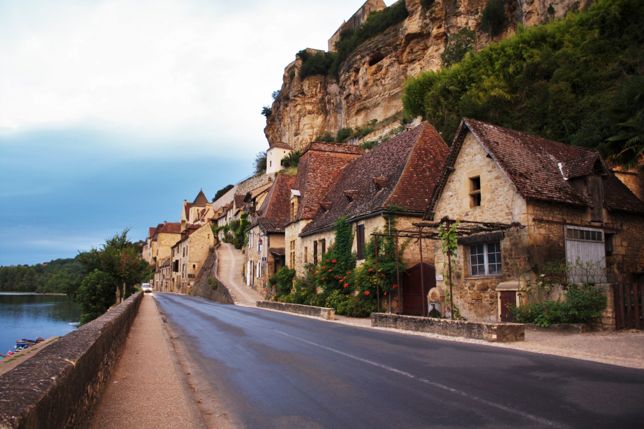 フランス・ベナック・エ・カズナックの街並み