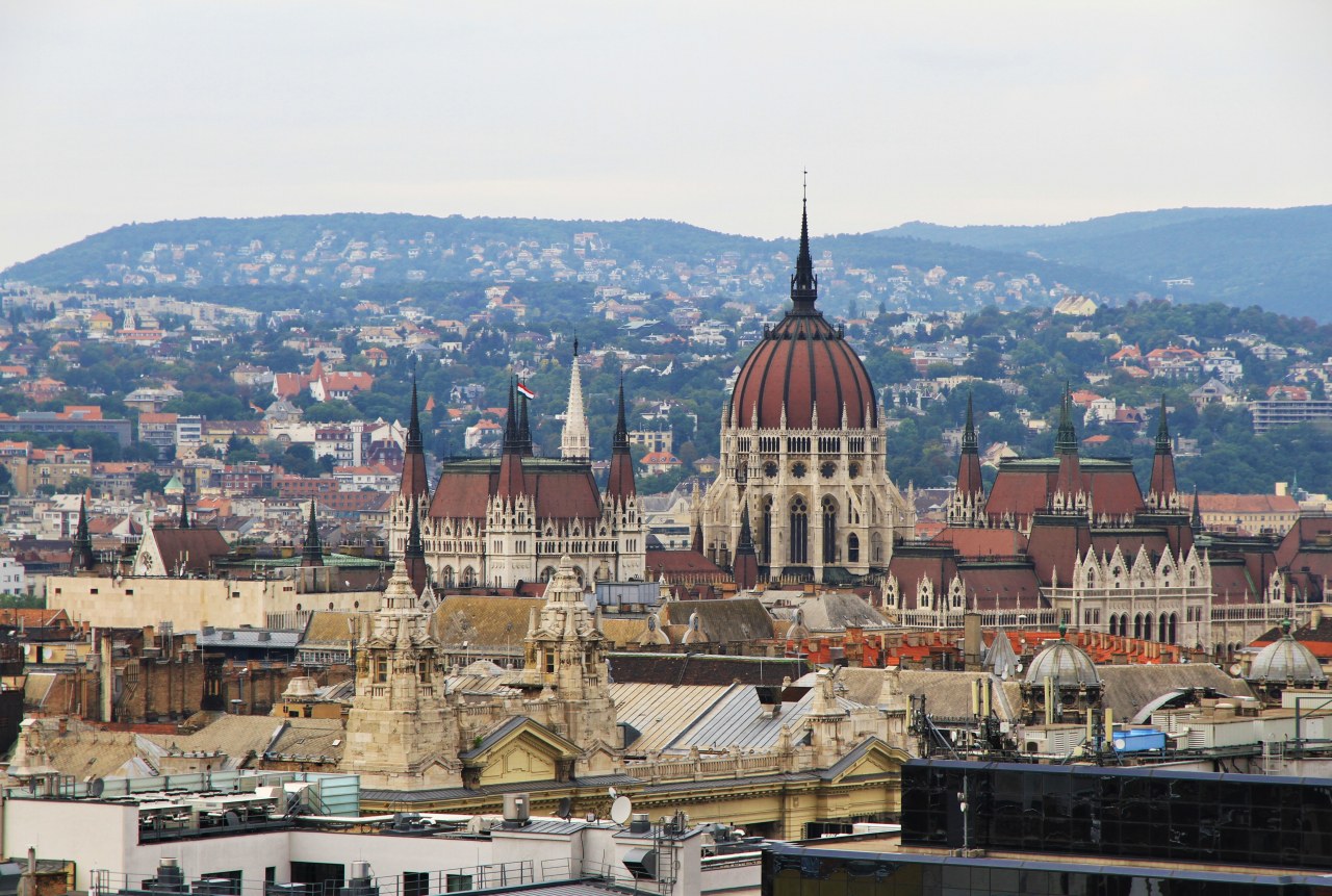 ハンガリー・聖イシュトヴァーン大聖堂から見たブダペストの街並み